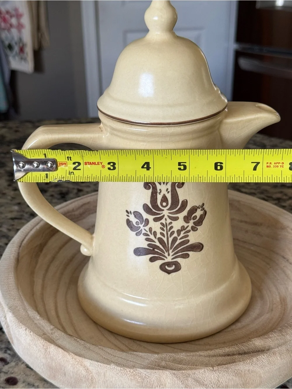 Pfaltzgraff Village Coffee Pot & Lid Vintage Stoneware Made In USA